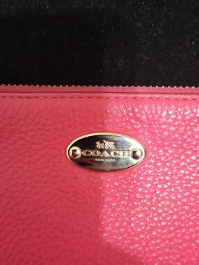 COACH Hot Pink Pebbled Leather Zip Clutch with Gold Plaque